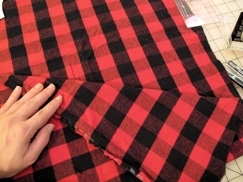 Pattern Overload: 30 Ways to Invite Plaid into Your Home without Seeming  Dated!