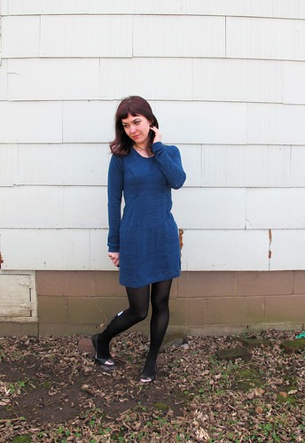 How to Wear A Sweater Dress with Leggings