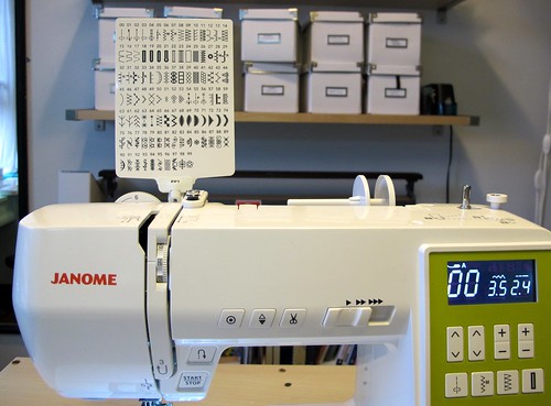 My Janome DC4030 Sewing Machine Review - Easy Sewing For Beginners