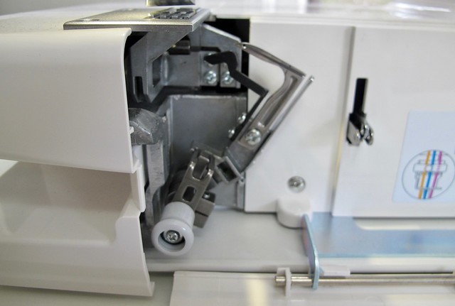 Janome Coverpro 2000cpx - threading